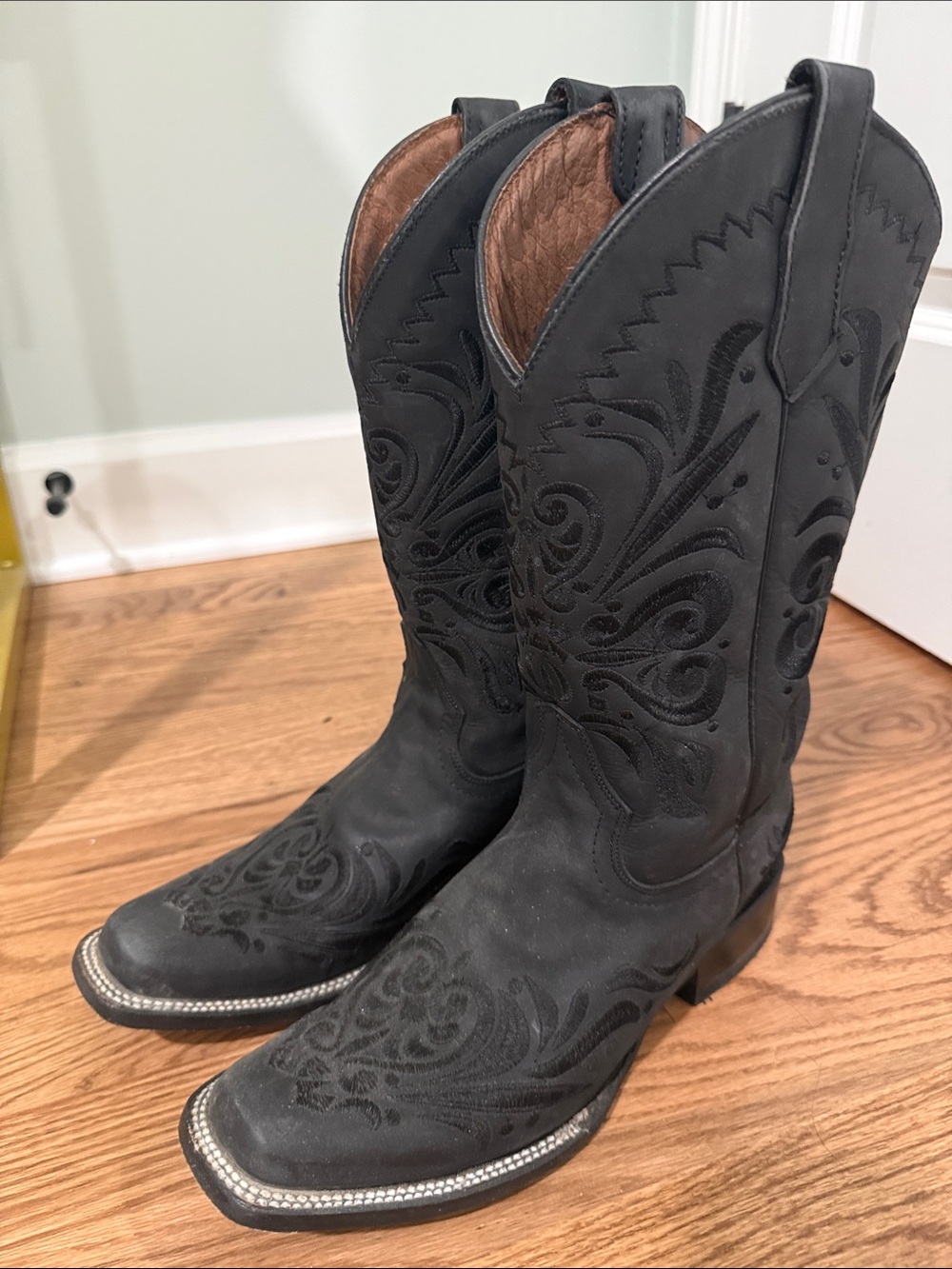 Circle G Black Embroidered Western Moto Boots